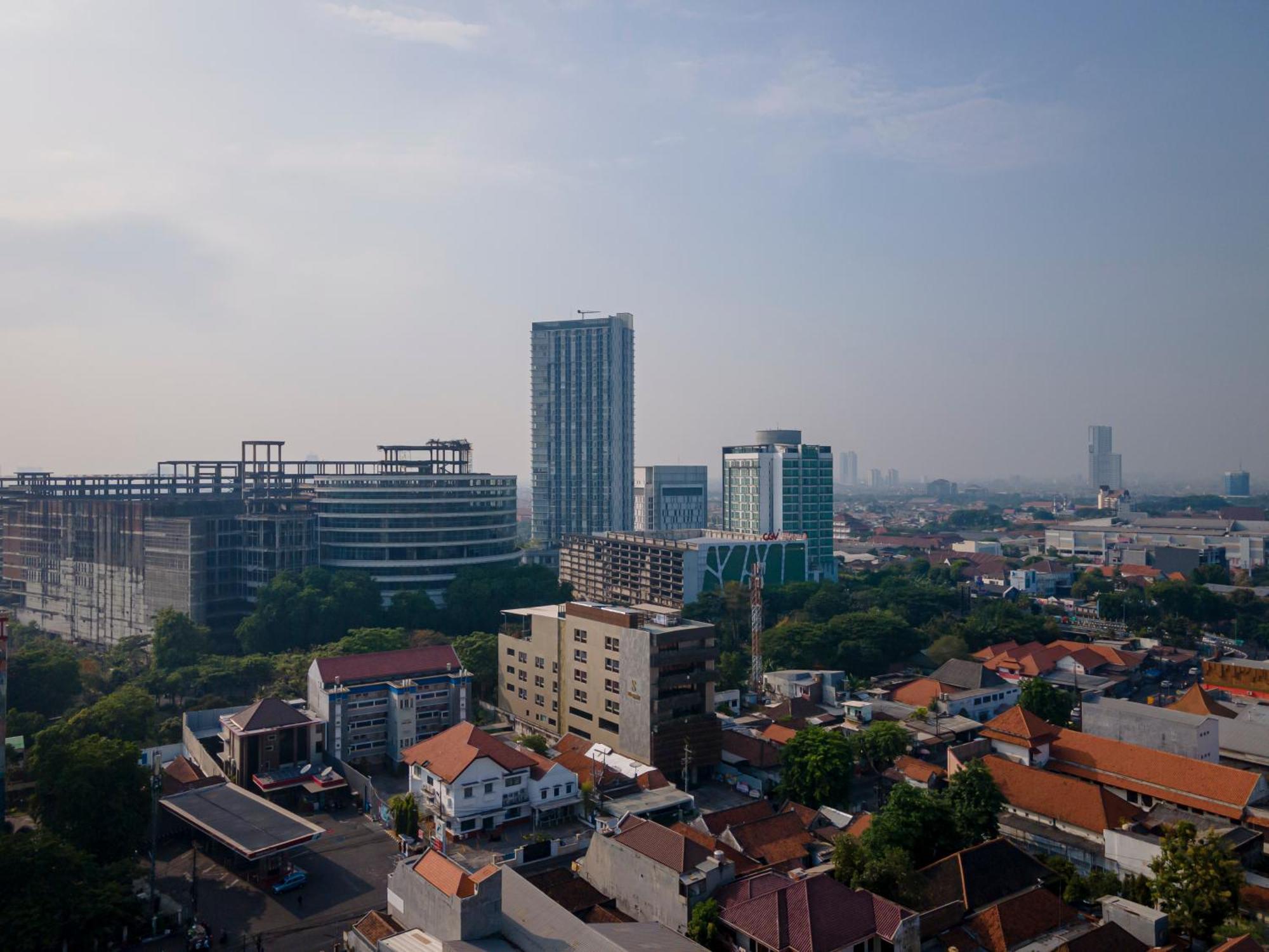 Stay.Vie Hotel สุราบายา ภายนอก รูปภาพ