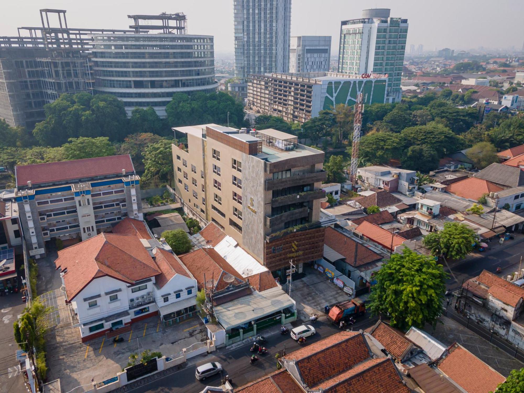 Stay.Vie Hotel สุราบายา ภายนอก รูปภาพ