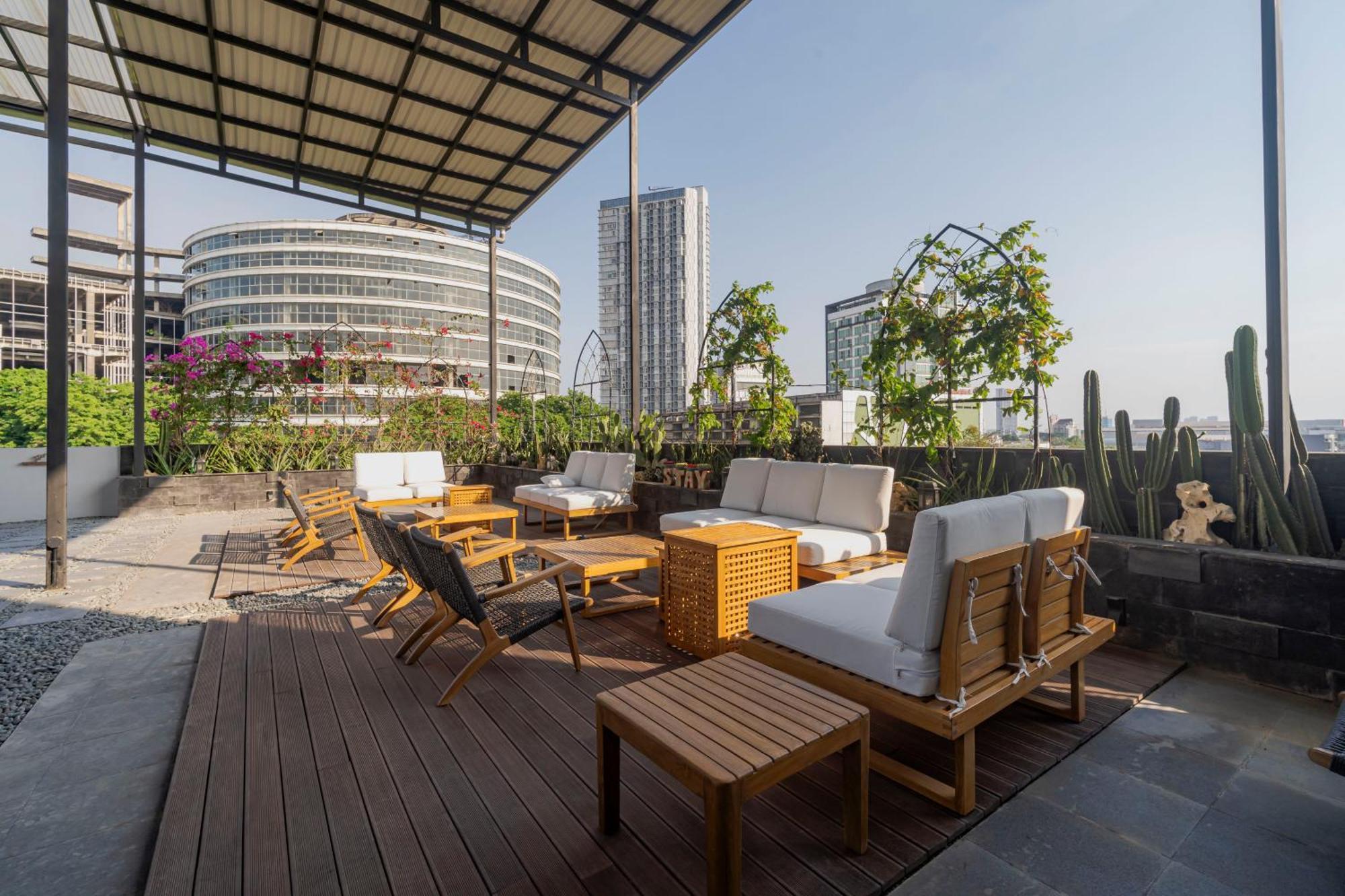 Stay.Vie Hotel สุราบายา ภายนอก รูปภาพ