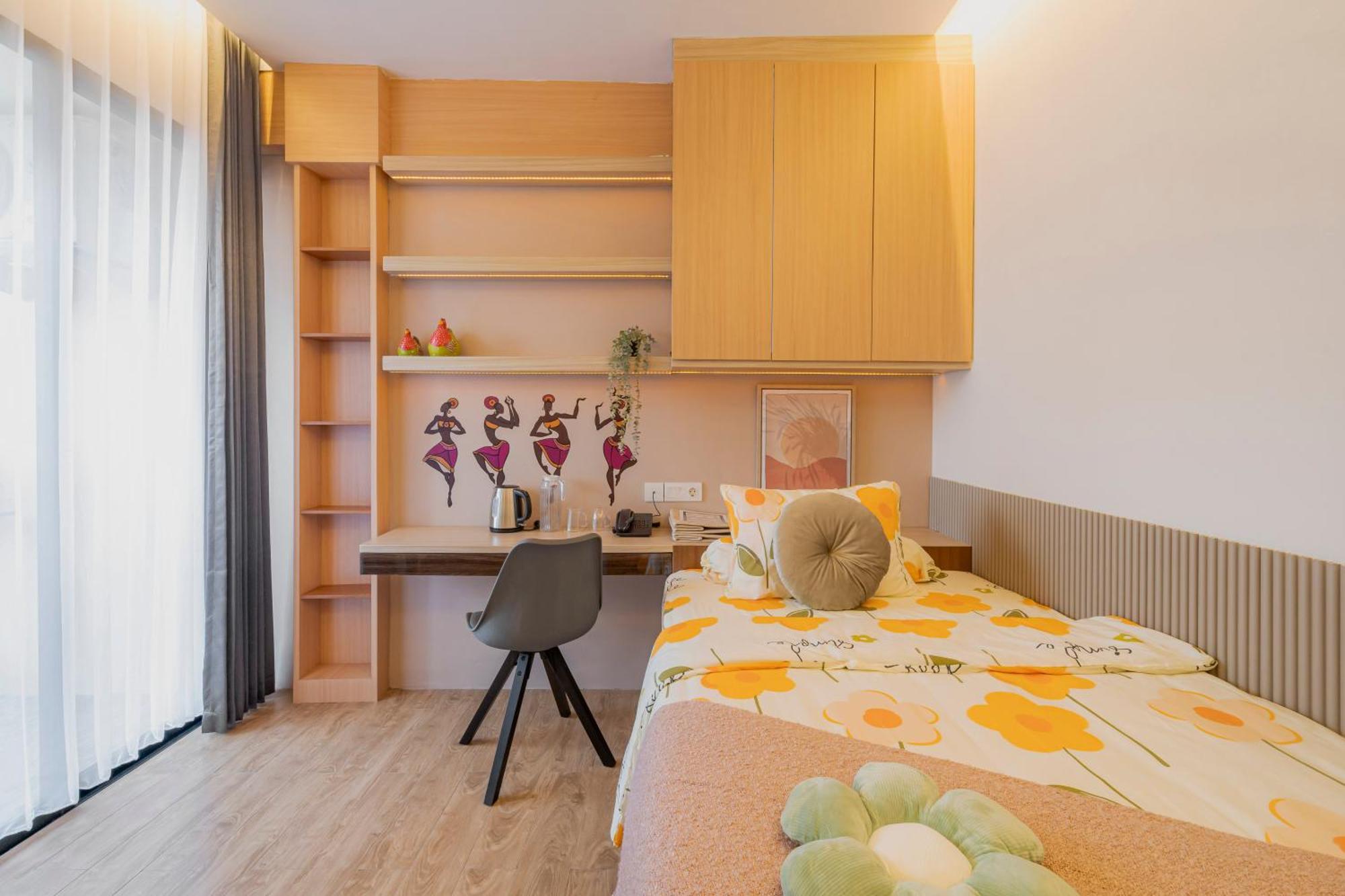 Stay.Vie Hotel สุราบายา ภายนอก รูปภาพ