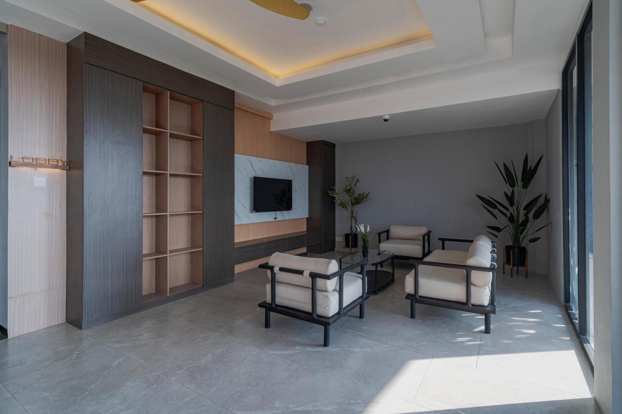 Stay.Vie Hotel สุราบายา ภายนอก รูปภาพ